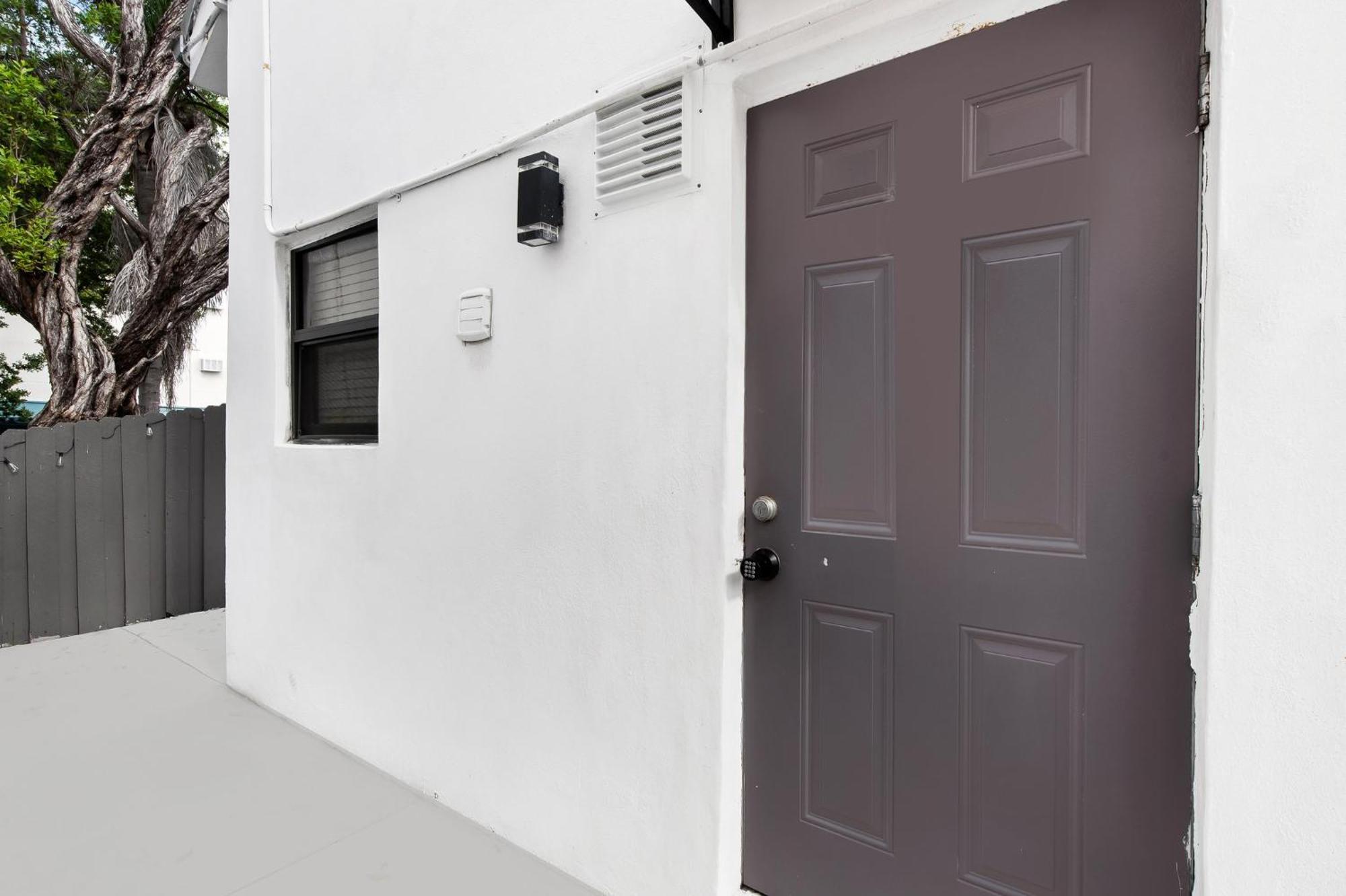Boutique Loft Unit 2 Apartment Hollywood Exterior foto